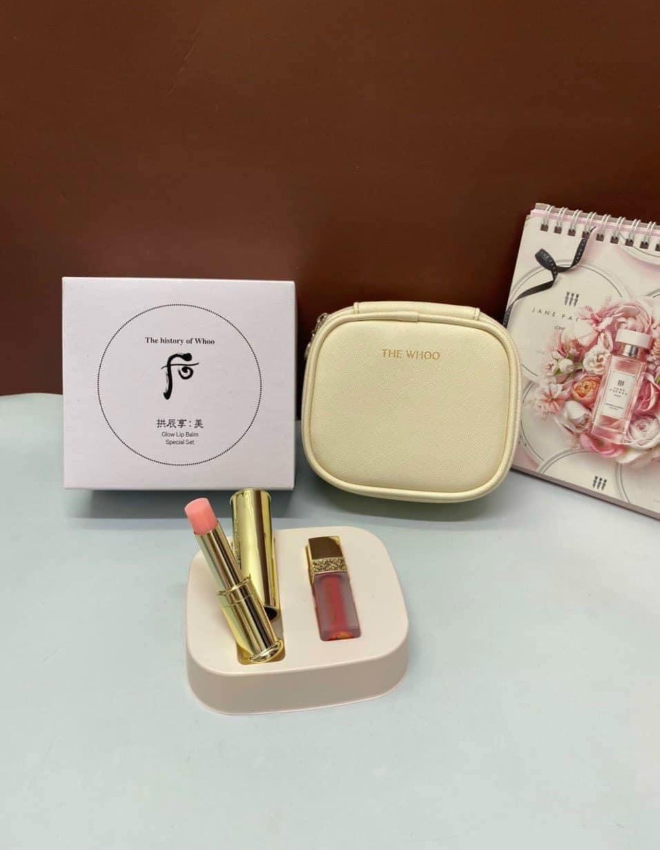 THE HISTORY OF WHOO Gongjinhyang:MI Glow LipBalam Special Set