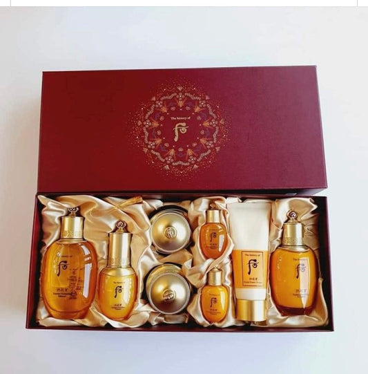 The History of Whoo Skincare Gold Set (Night/Day)